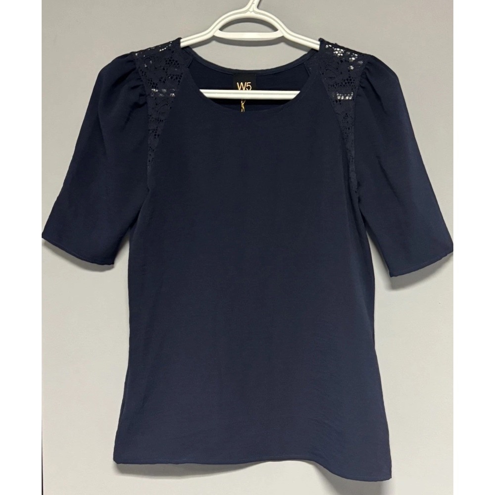 W5 Anthropologie Navy Short Sleeve Lace Detail Top Women's Small Sample NWT